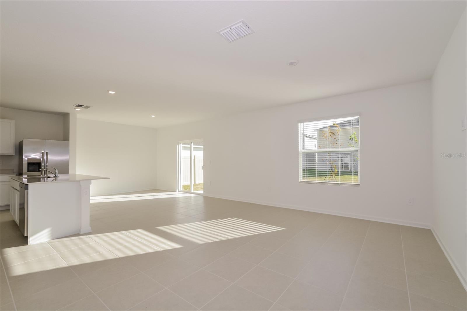 PEACE CRK RESERVE - Residential Lease