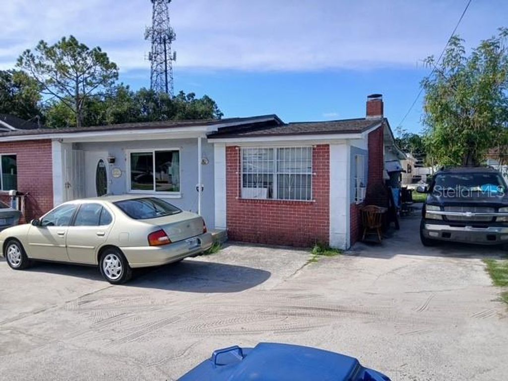 Photo of 2104 W Sligh Avenue, Tampa, FL 33604 (MLS # L4954527)