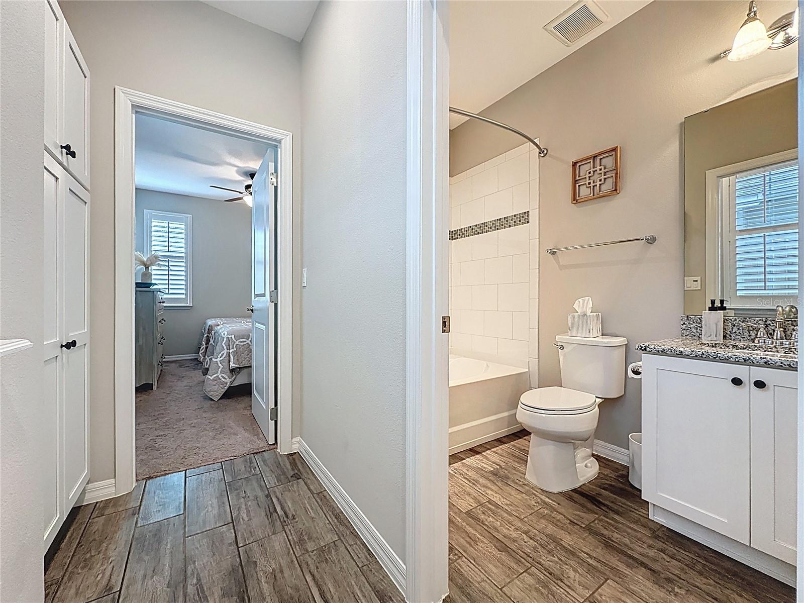 CASCADES/GROVELAND PH 5 - Residential