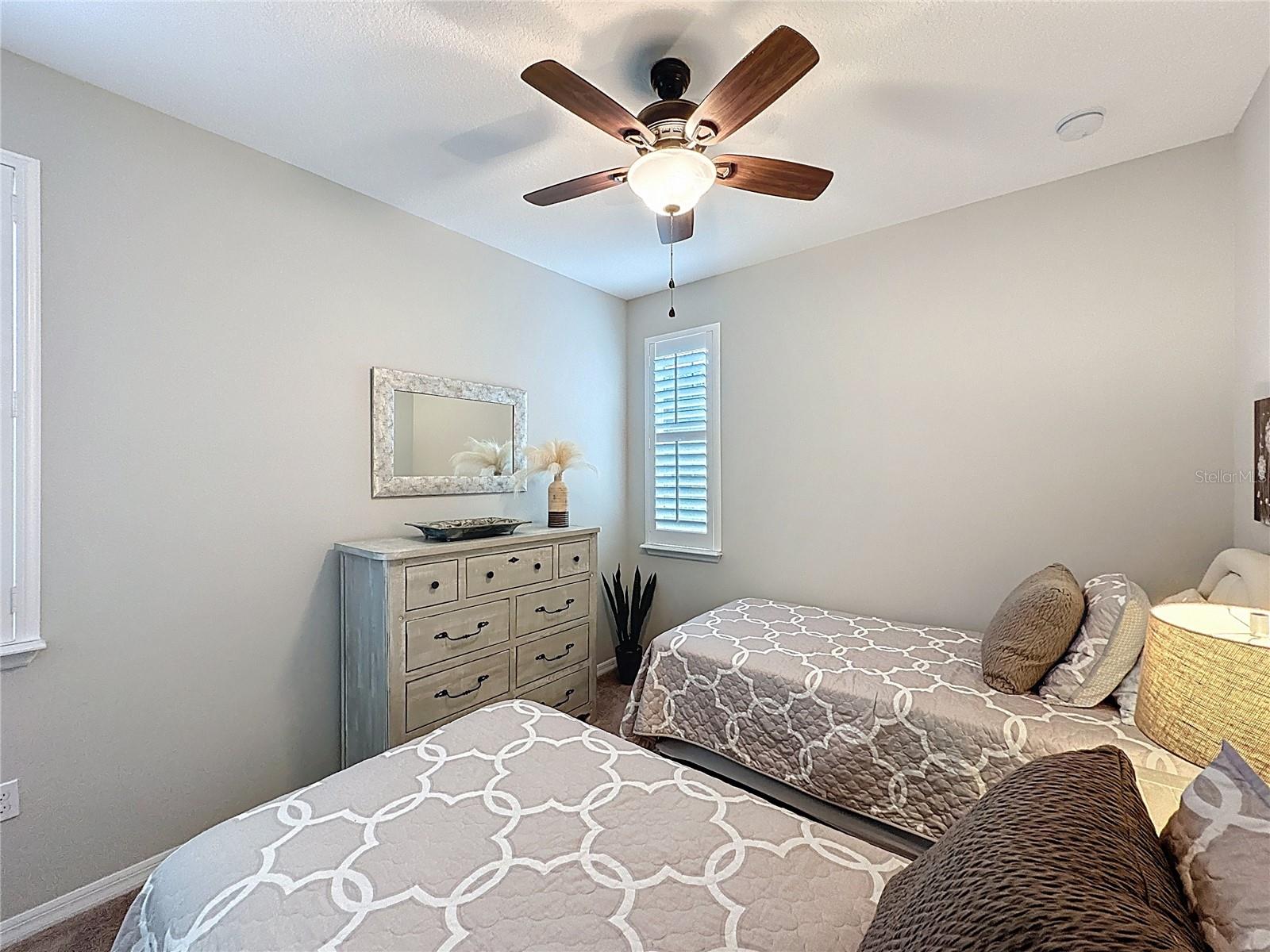 CASCADES/GROVELAND PH 5 - Residential