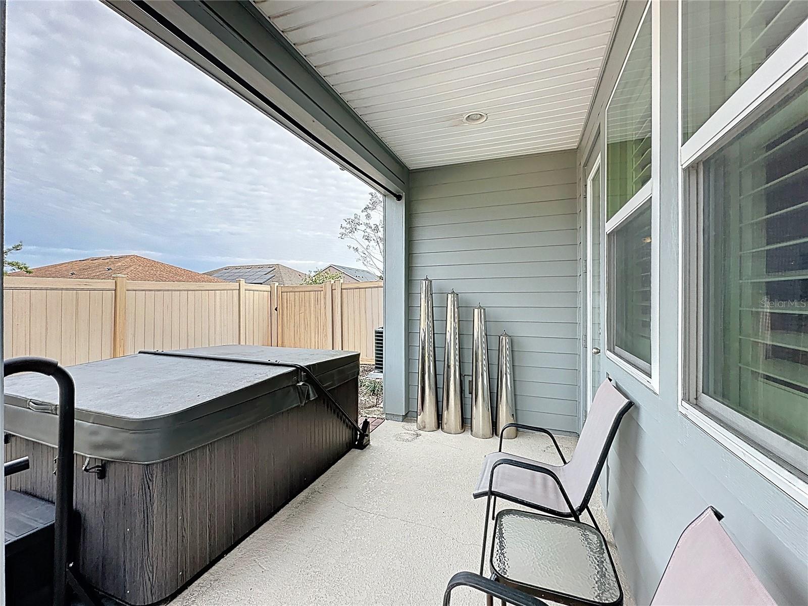 CASCADES/GROVELAND PH 5 - Residential