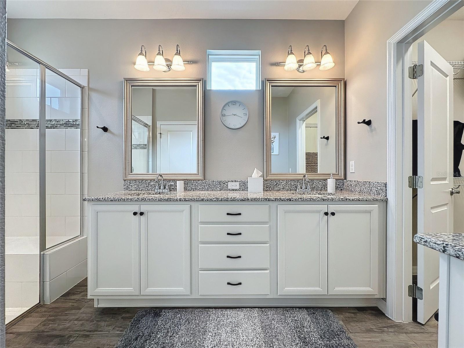 CASCADES/GROVELAND PH 5 - Residential