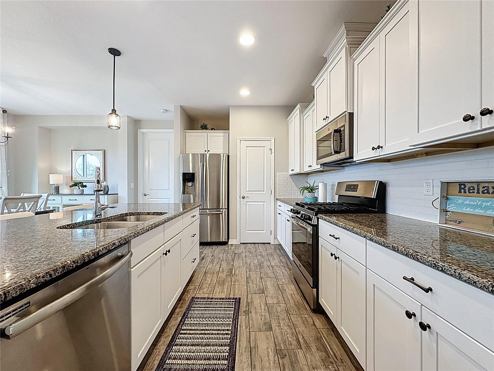 CASCADES/GROVELAND PH 5 - Residential