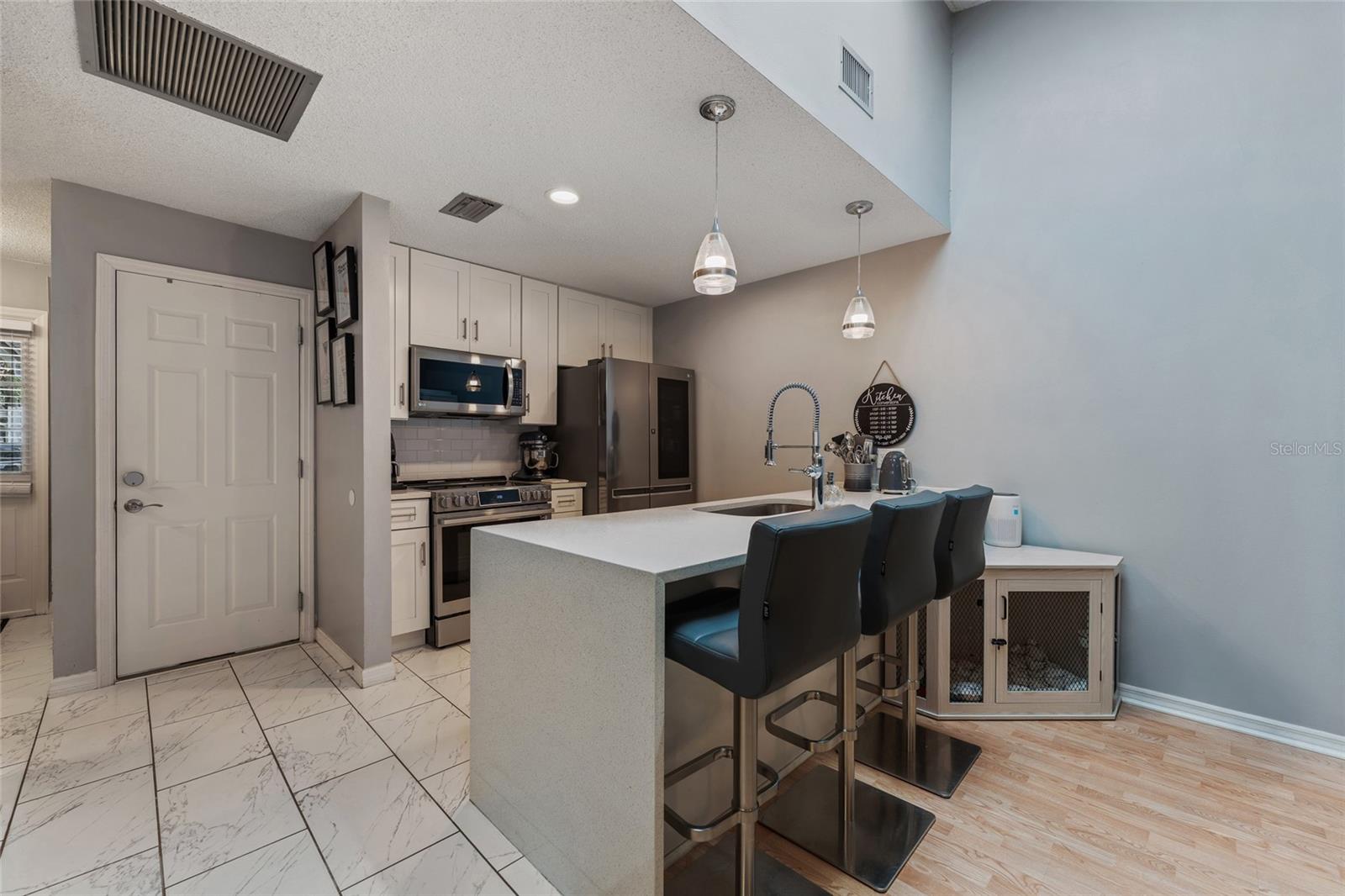 LAZY OAKS CONDO - Residential