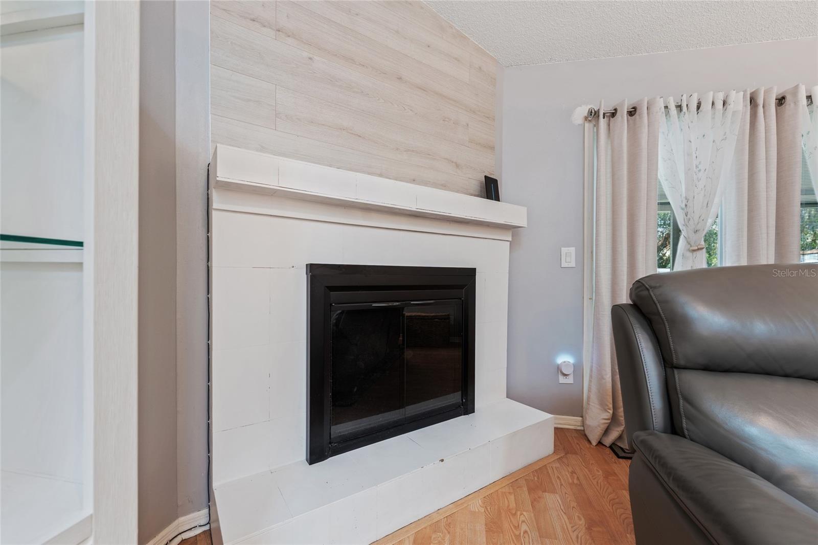 LAZY OAKS CONDO - Residential