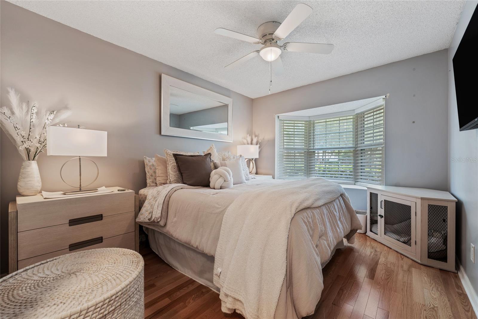 LAZY OAKS CONDO - Residential