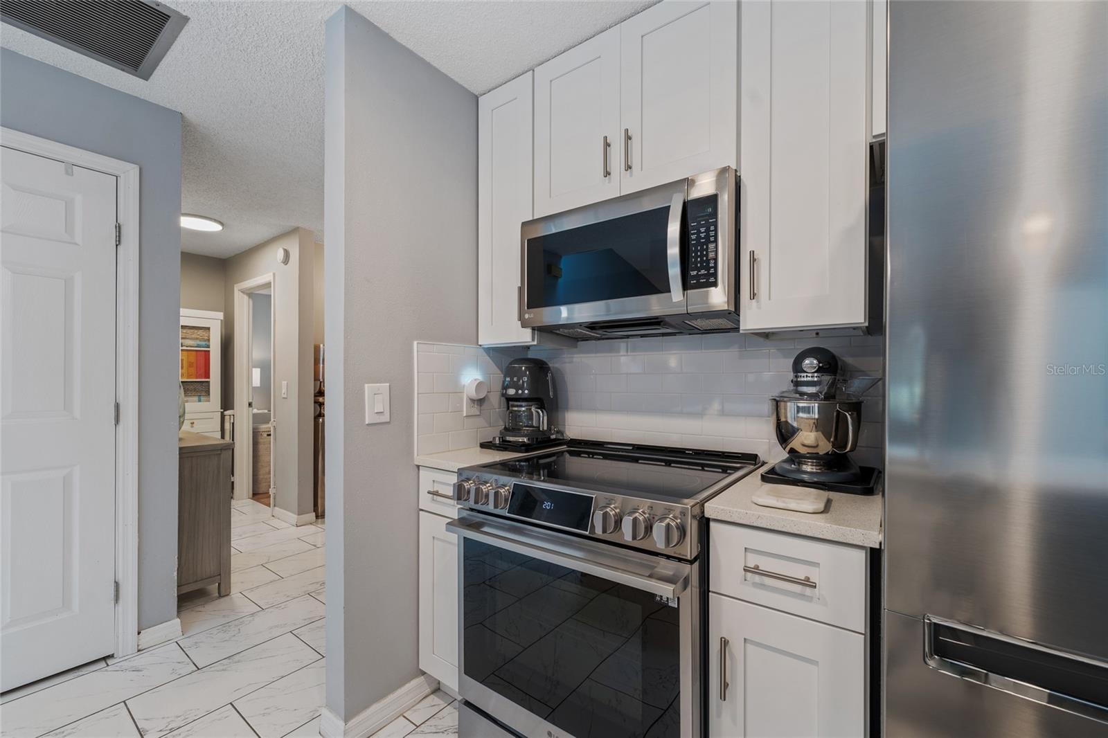 LAZY OAKS CONDO - Residential