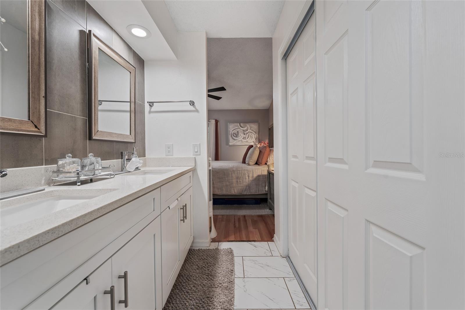 LAZY OAKS CONDO - Residential