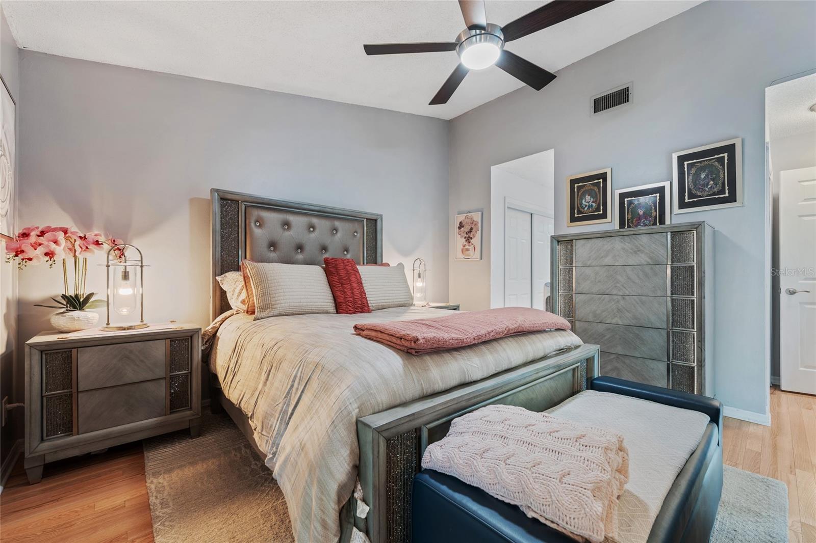 LAZY OAKS CONDO - Residential