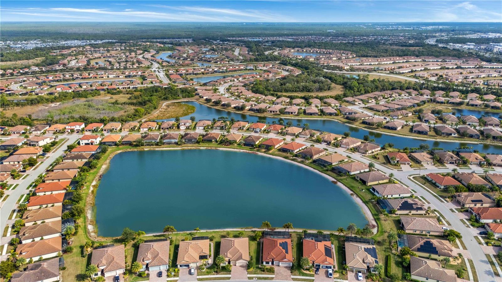 GRAN PARADISO PH 1 - Residential