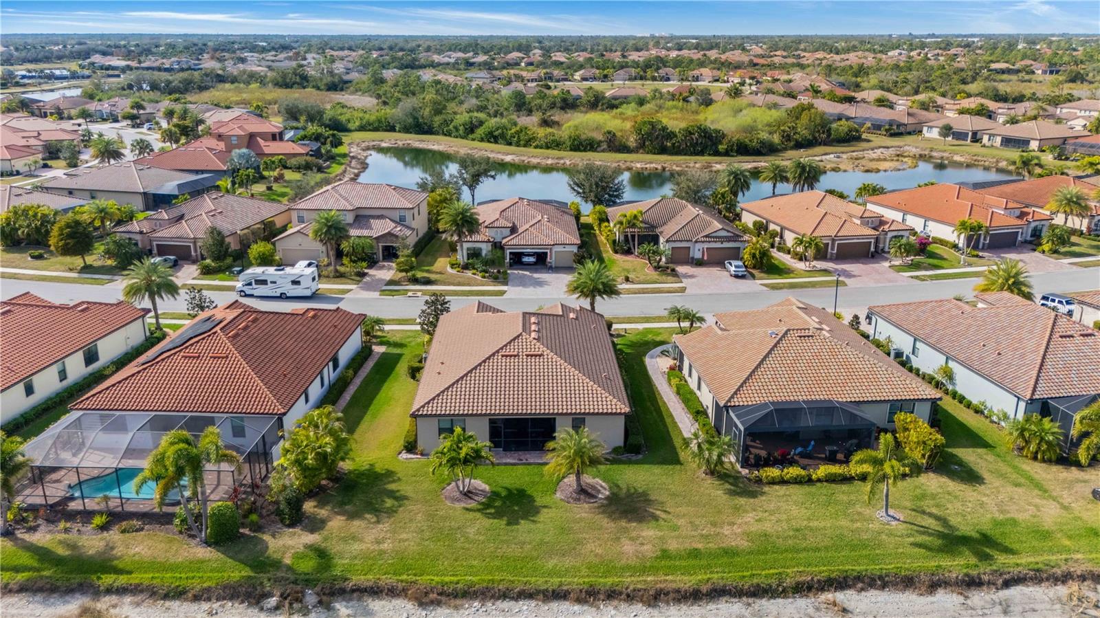 GRAN PARADISO PH 1 - Residential