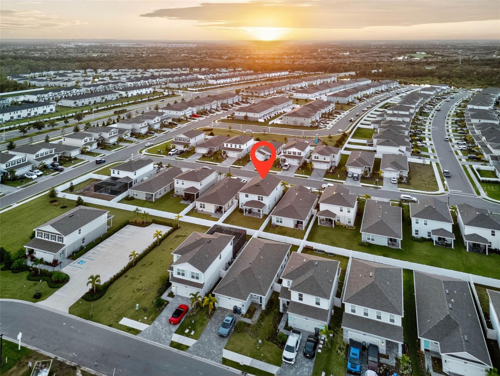 AVALON WOODS - Residential