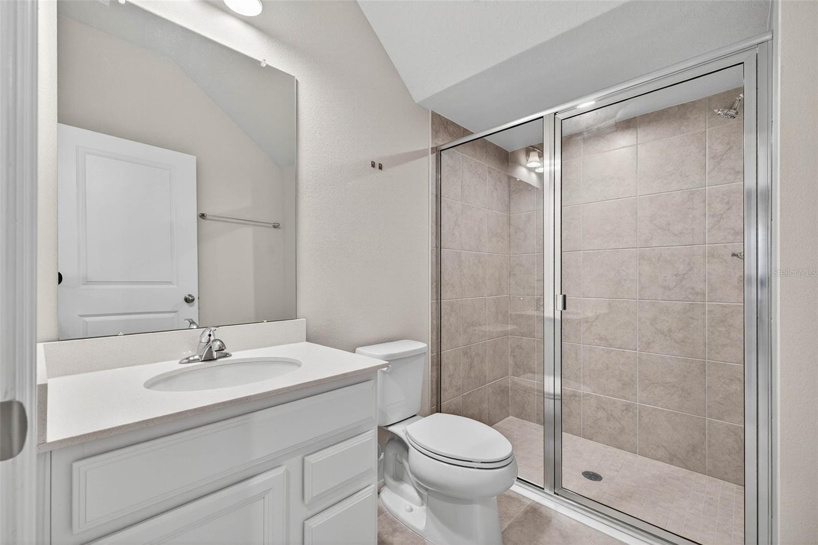 AVALON WOODS - Residential