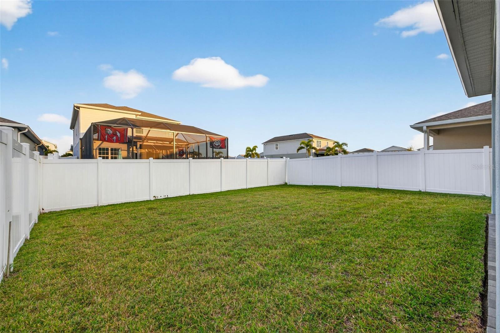 AVALON WOODS - Residential