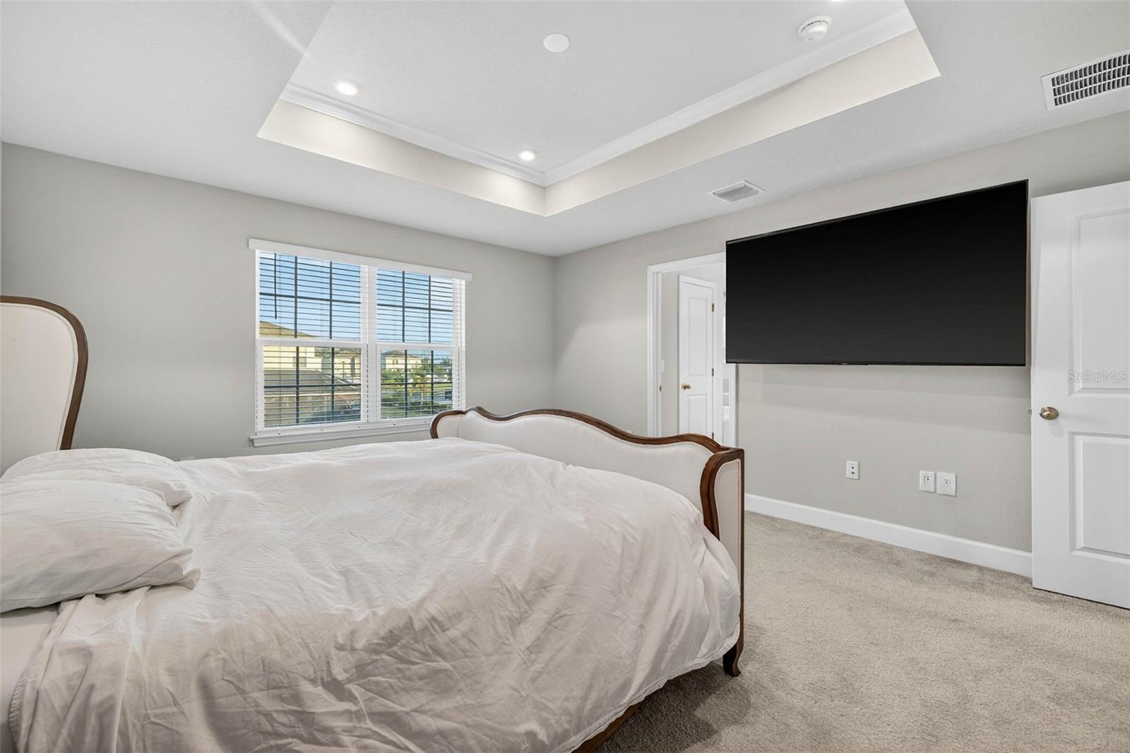 AVALON WOODS - Residential