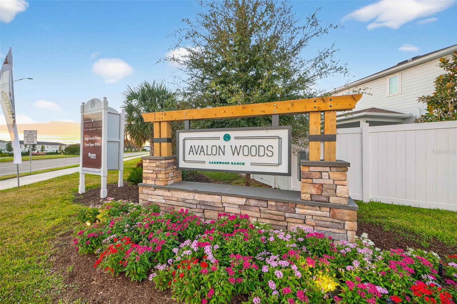 AVALON WOODS - Residential