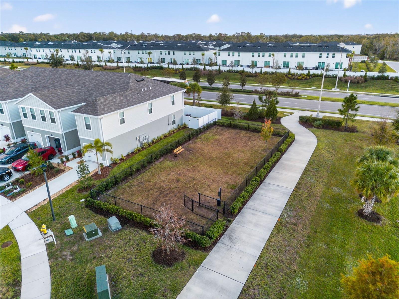 AVALON WOODS - Residential