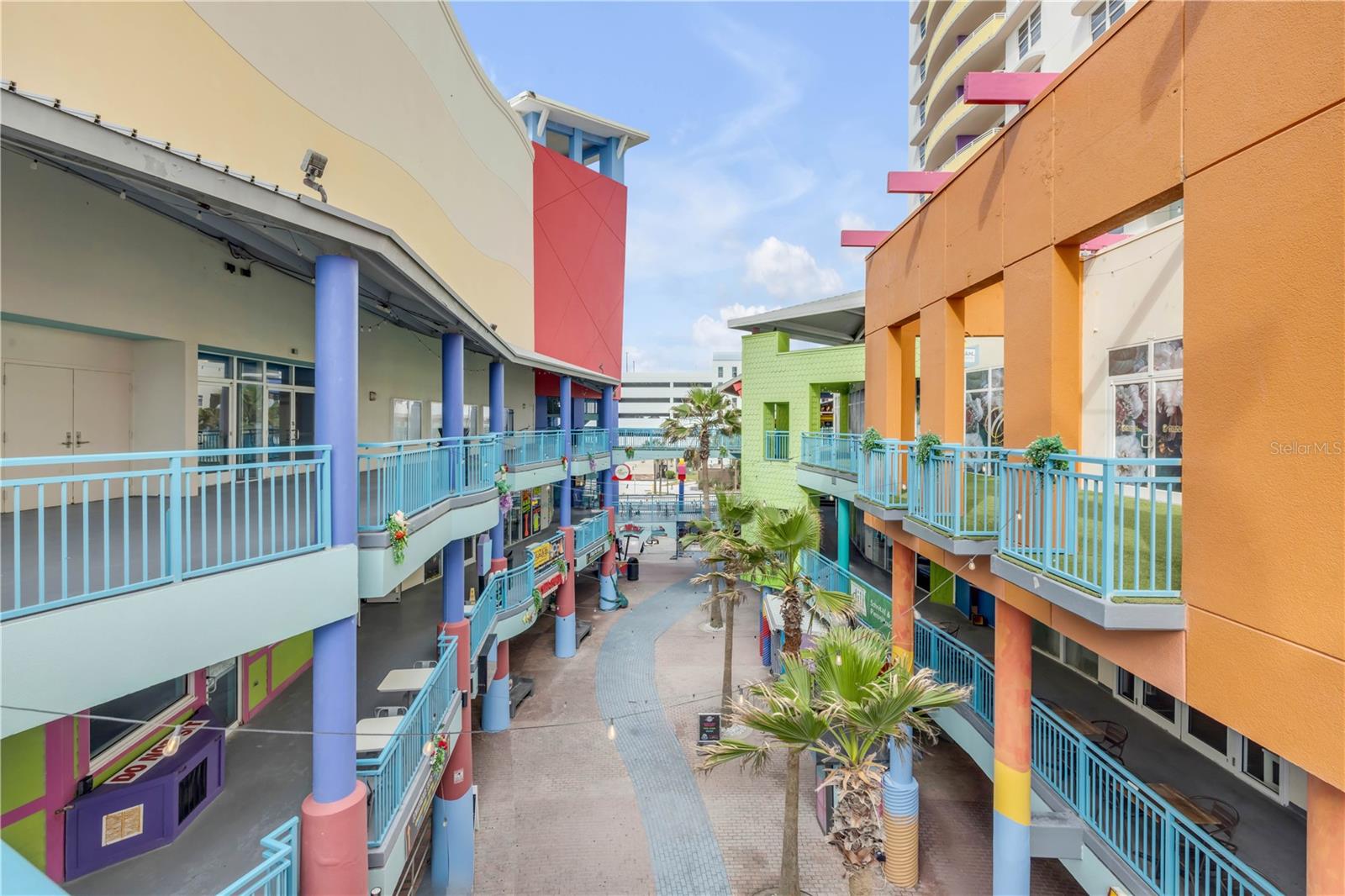 OCEAN WALK 01 DB CONDO - Residential