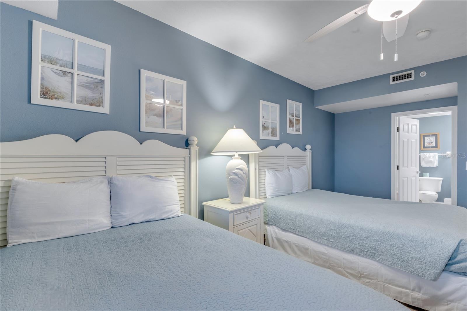 OCEAN WALK 01 DB CONDO - Residential