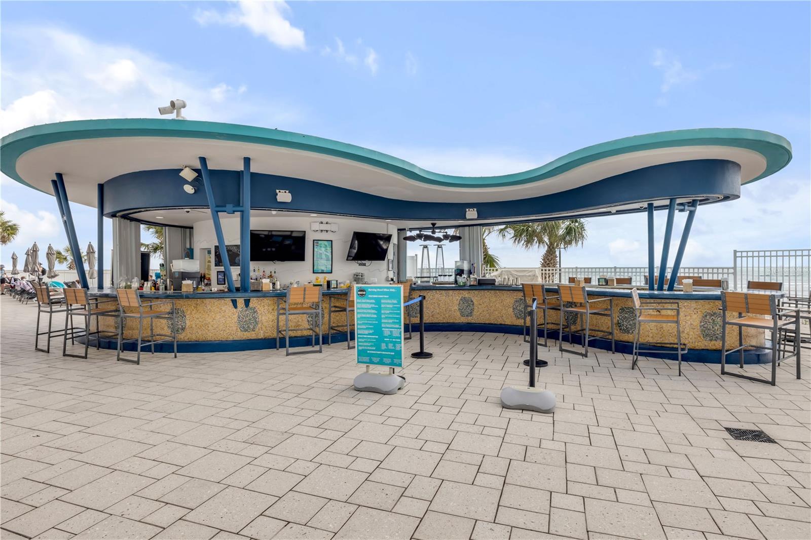 OCEAN WALK 01 DB CONDO - Residential