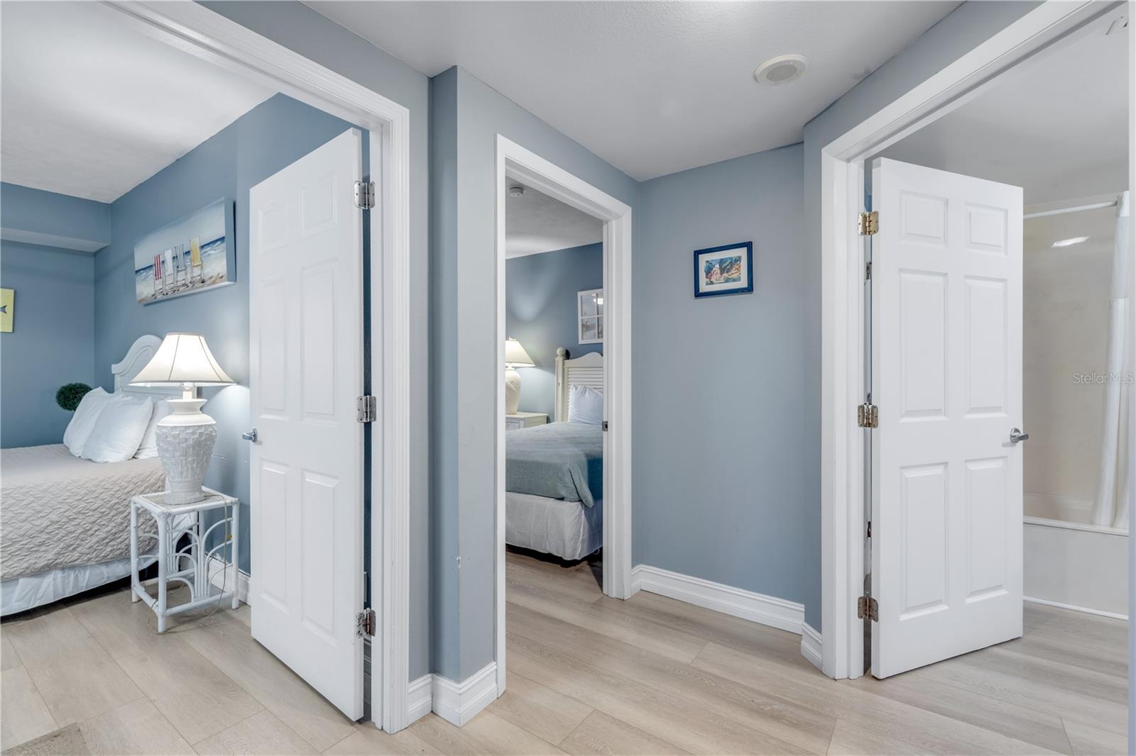 OCEAN WALK 01 DB CONDO - Residential