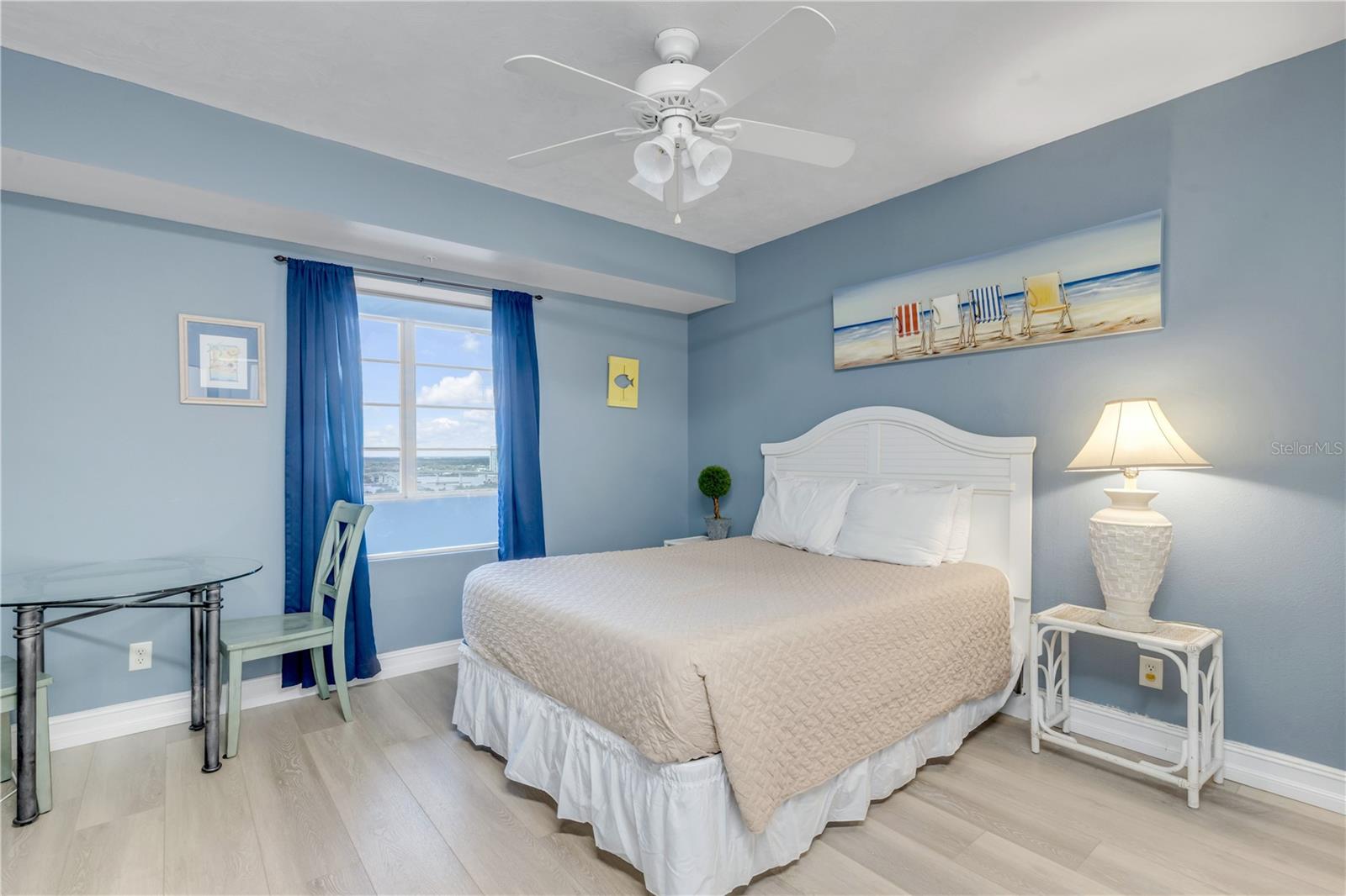 OCEAN WALK 01 DB CONDO - Residential