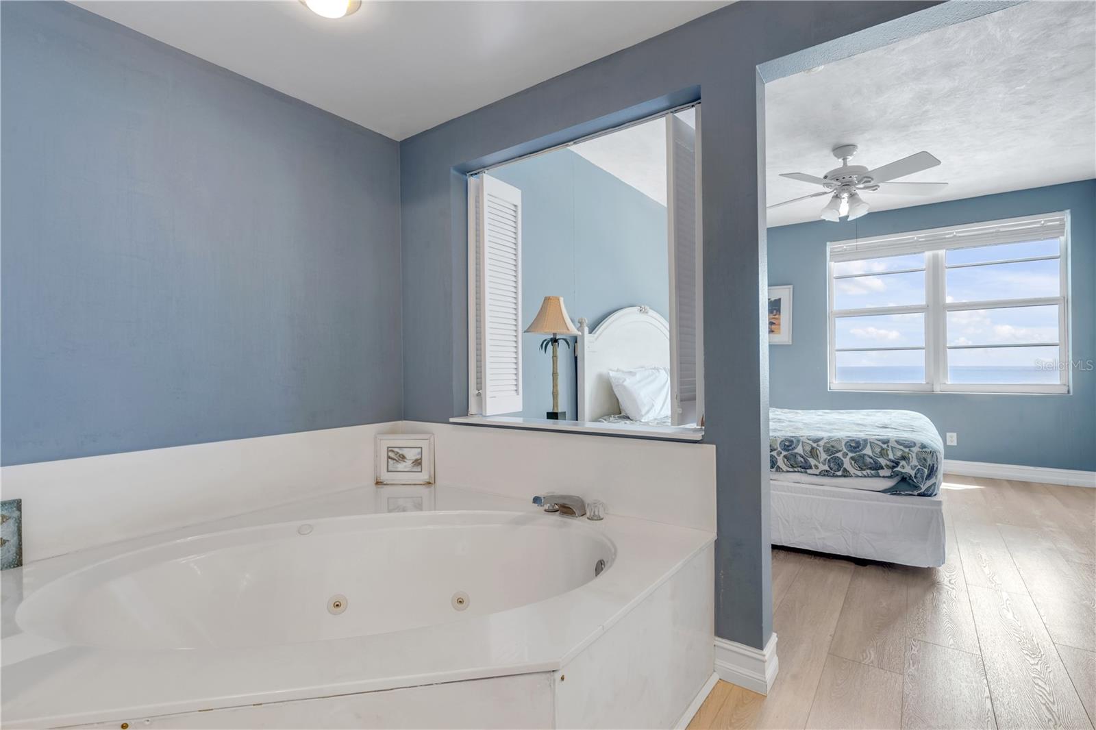 OCEAN WALK 01 DB CONDO - Residential