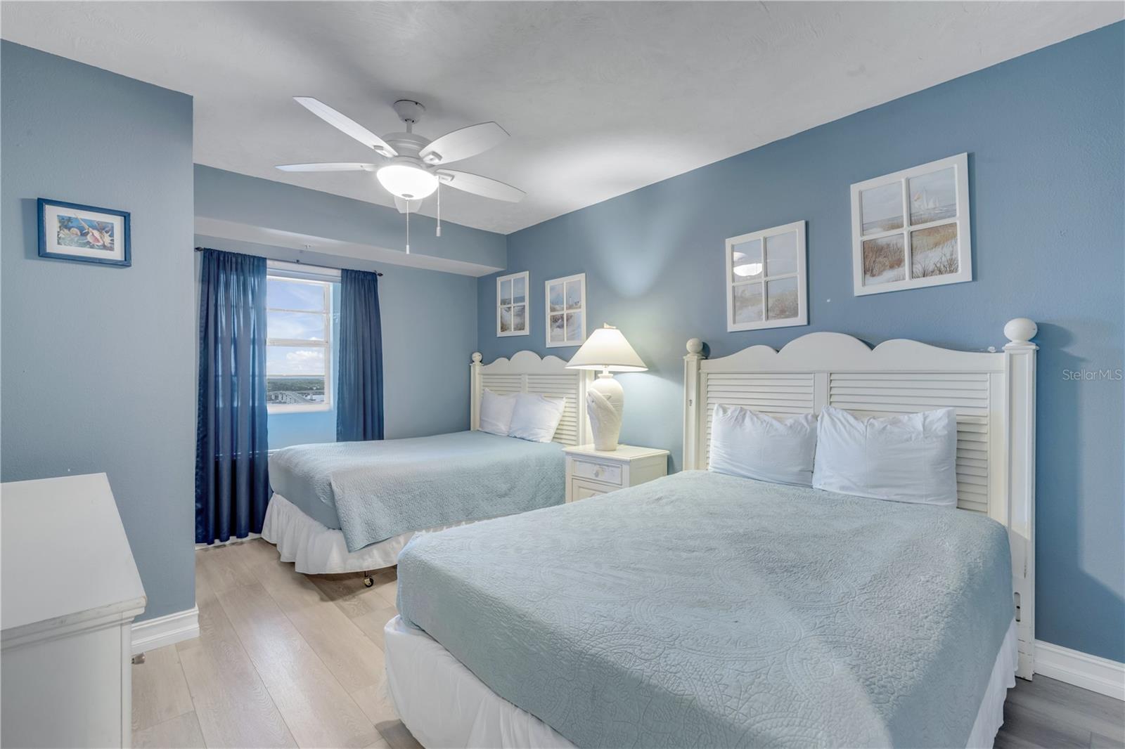 OCEAN WALK 01 DB CONDO - Residential