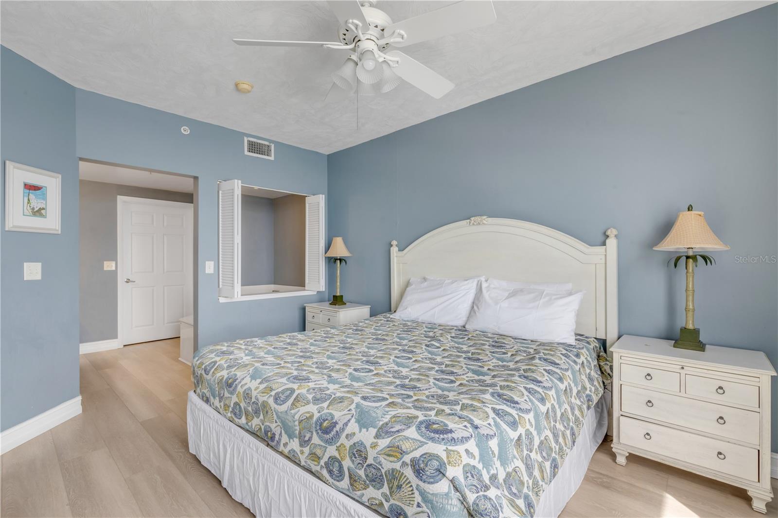 OCEAN WALK 01 DB CONDO - Residential