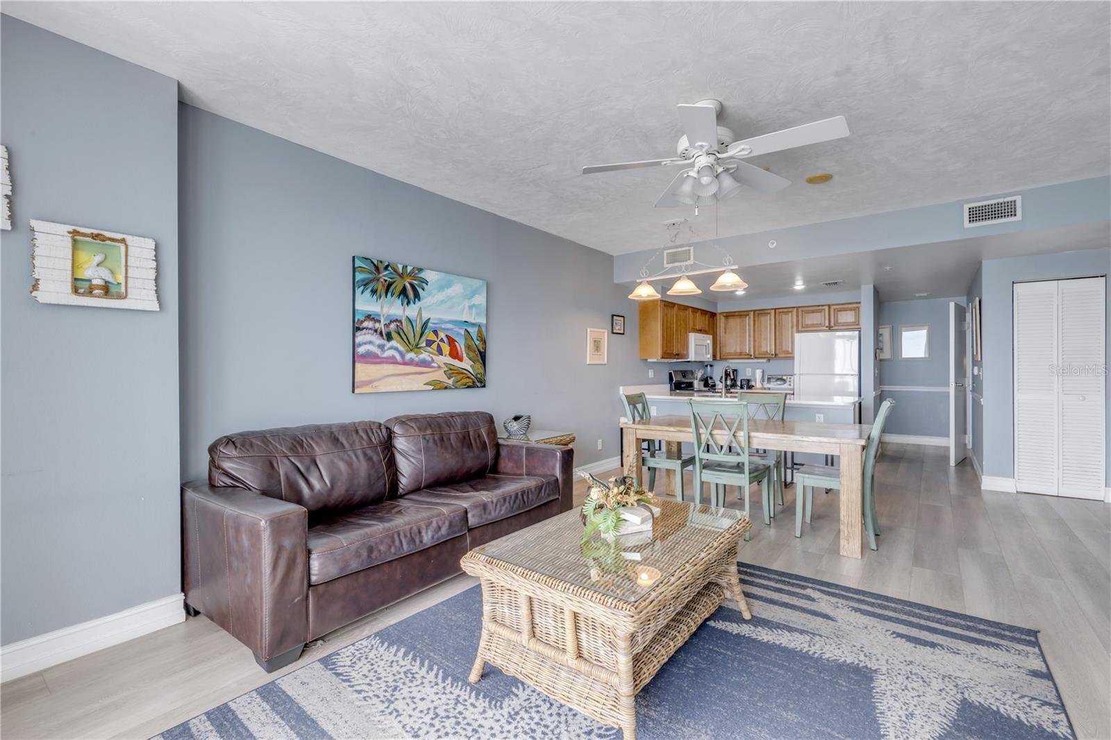 OCEAN WALK 01 DB CONDO - Residential