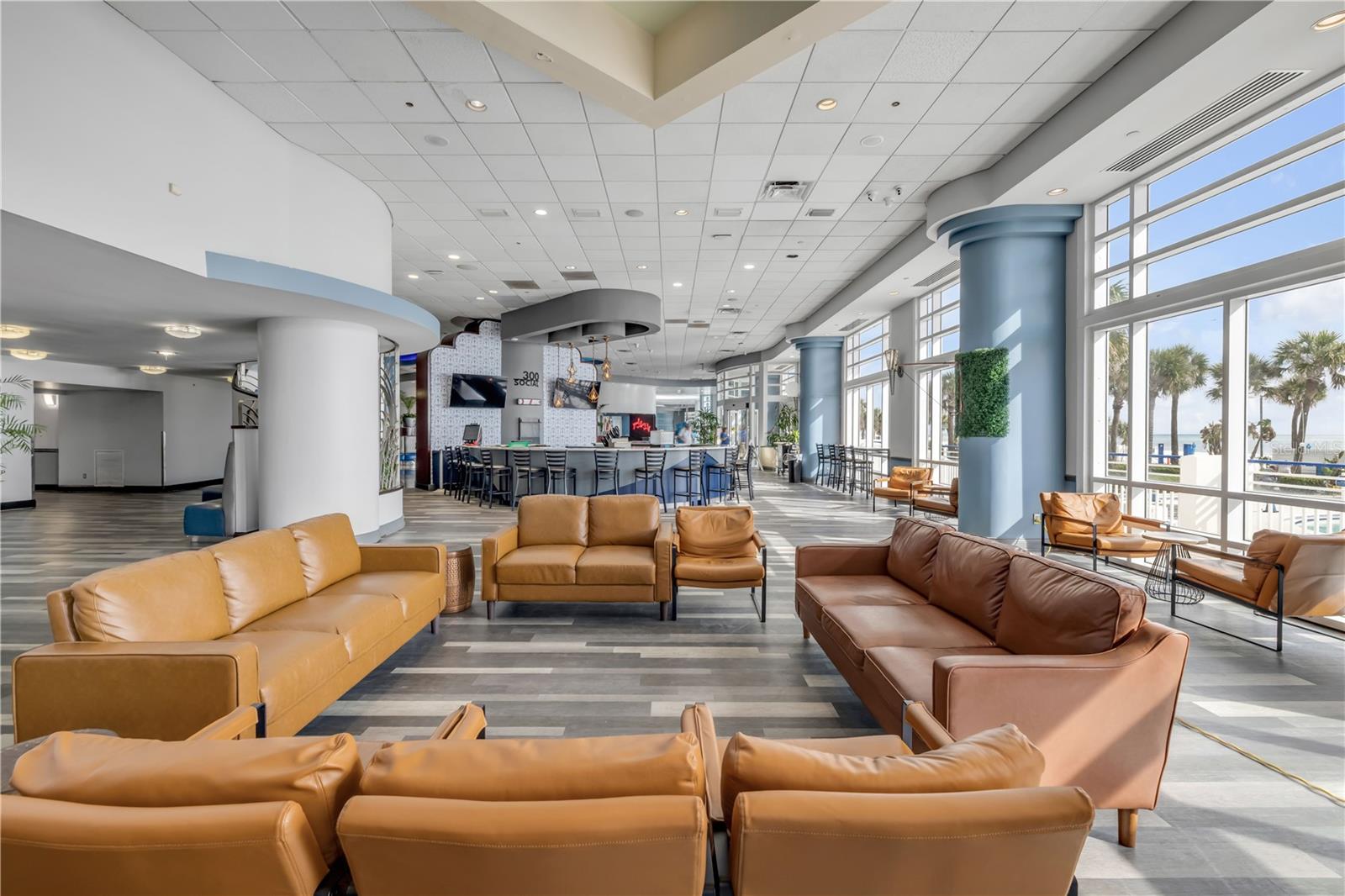 OCEAN WALK 01 DB CONDO - Residential