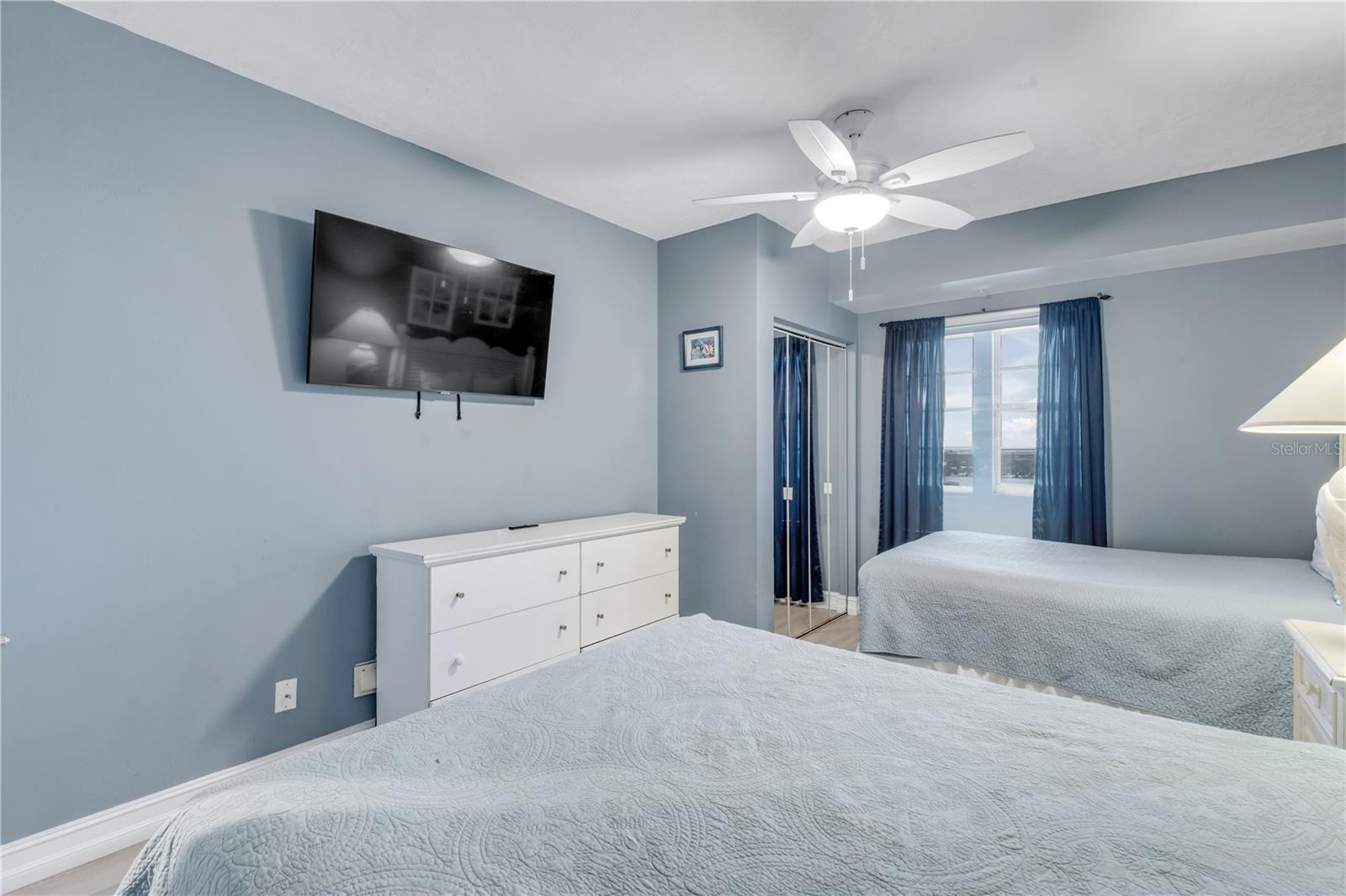 OCEAN WALK 01 DB CONDO - Residential