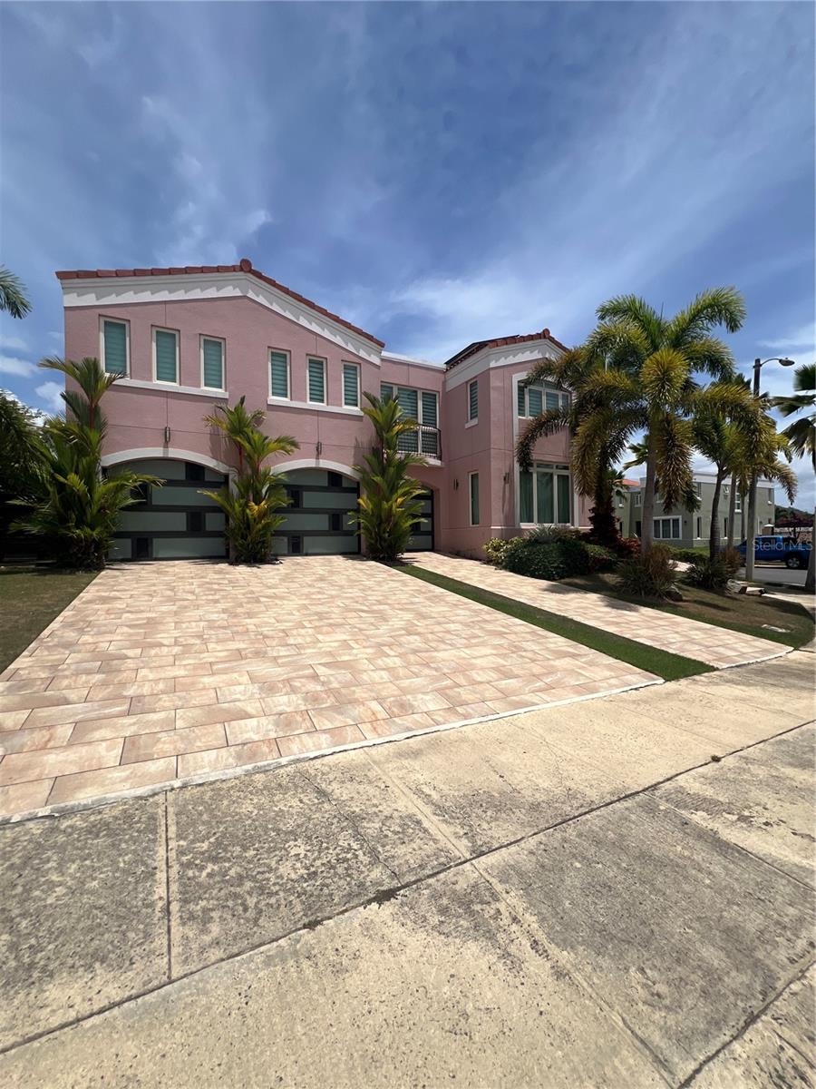 Photo of 49 Via Naranjales, Caguas, PR 00727 (MLS # PR9123942)