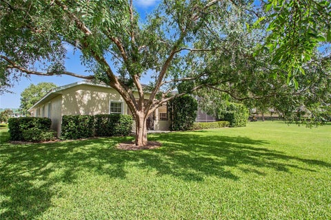 Tiny photo for 12913 County Road 104b, Oxford, FL 34484 (MLS # TB8517069)