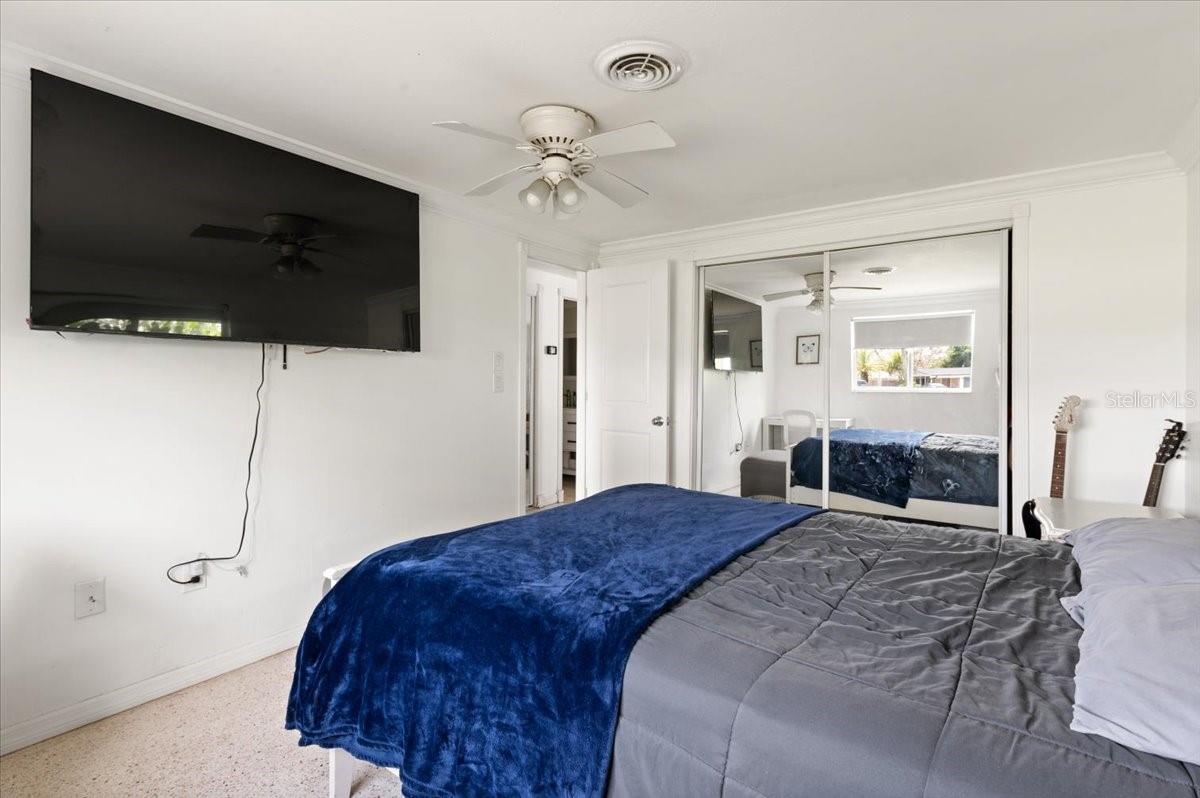 SOUTH VENICE - Residential