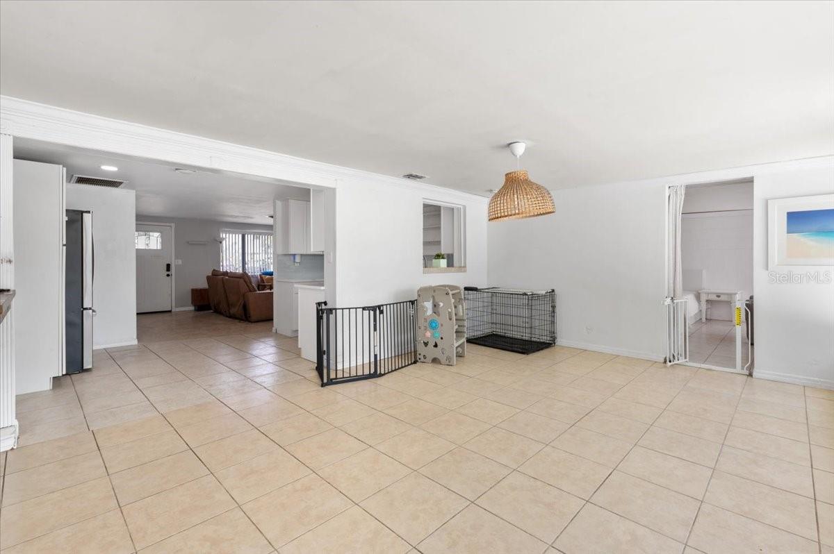 SOUTH VENICE - Residential