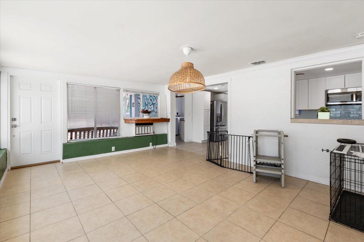 SOUTH VENICE - Residential