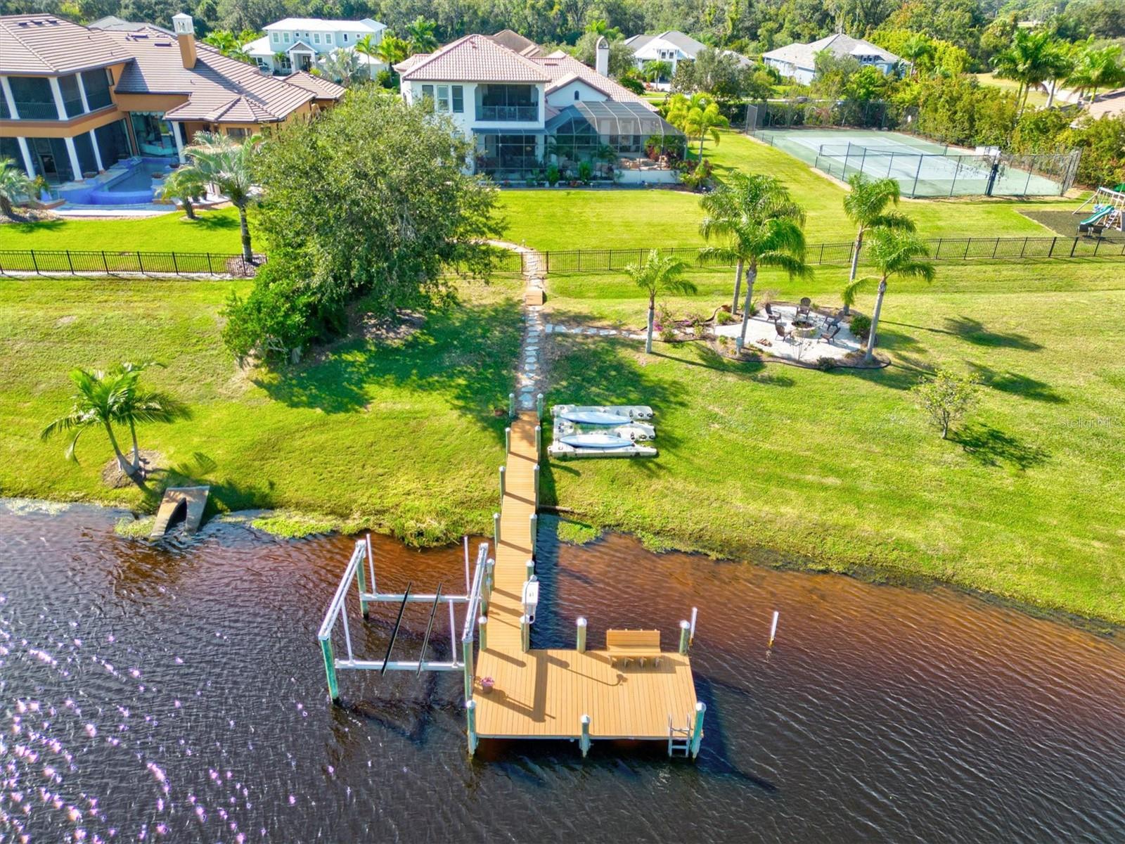 WINDING RIVER - Residential