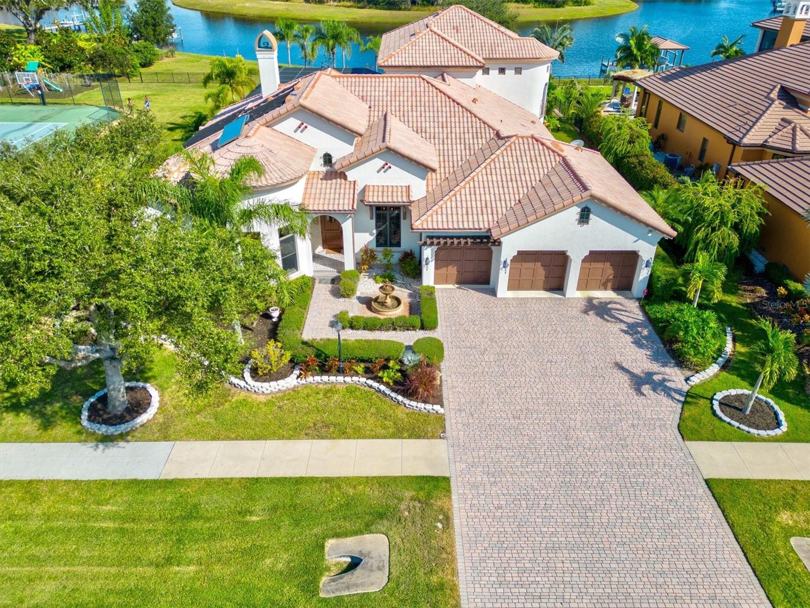 WINDING RIVER - Residential