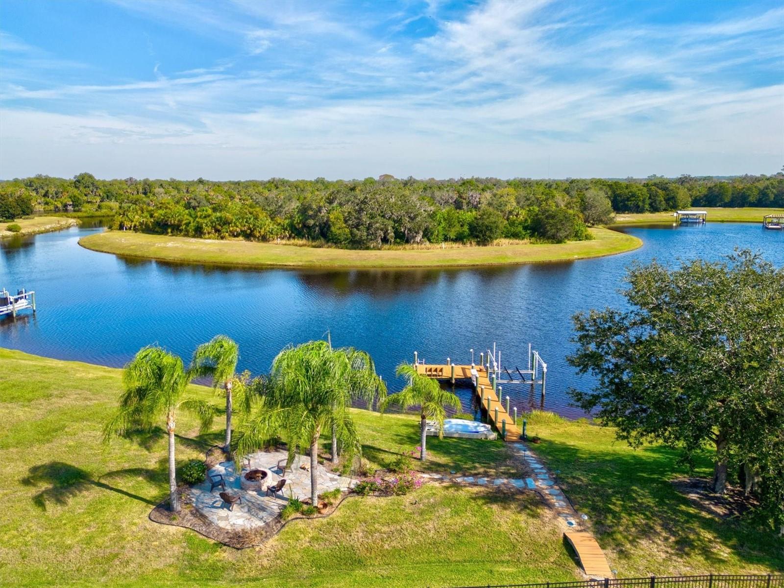 WINDING RIVER - Residential