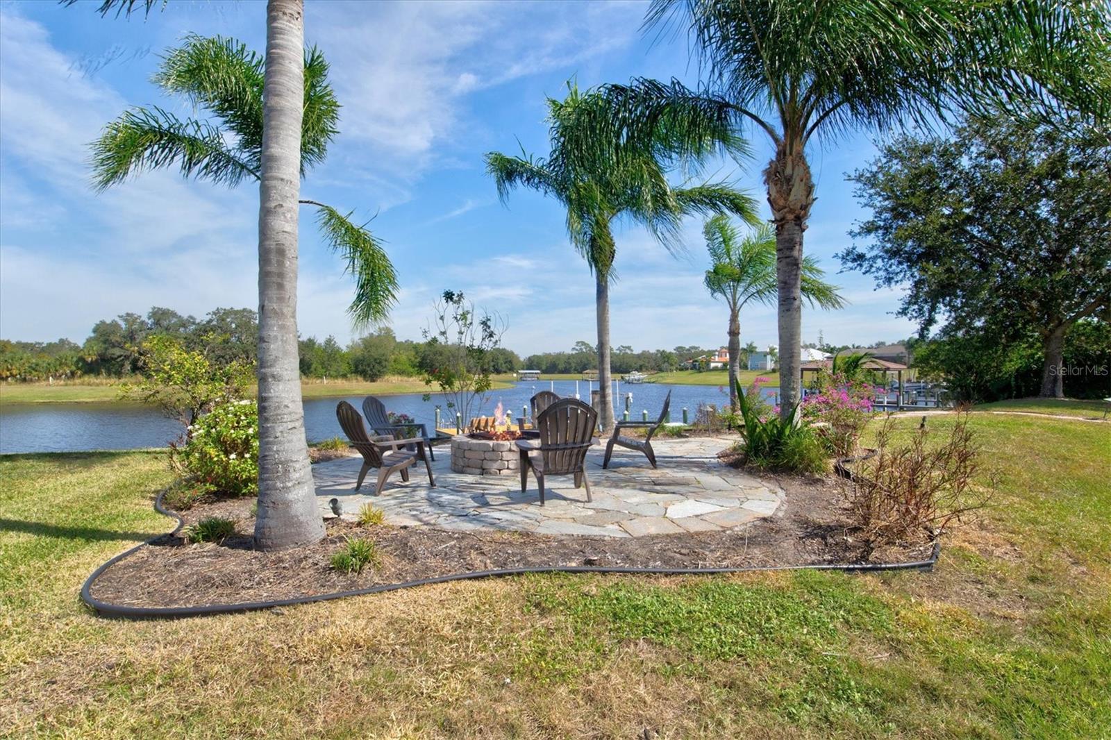 WINDING RIVER - Residential