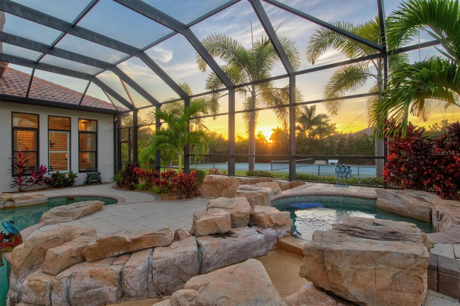 WINDING RIVER - Residential