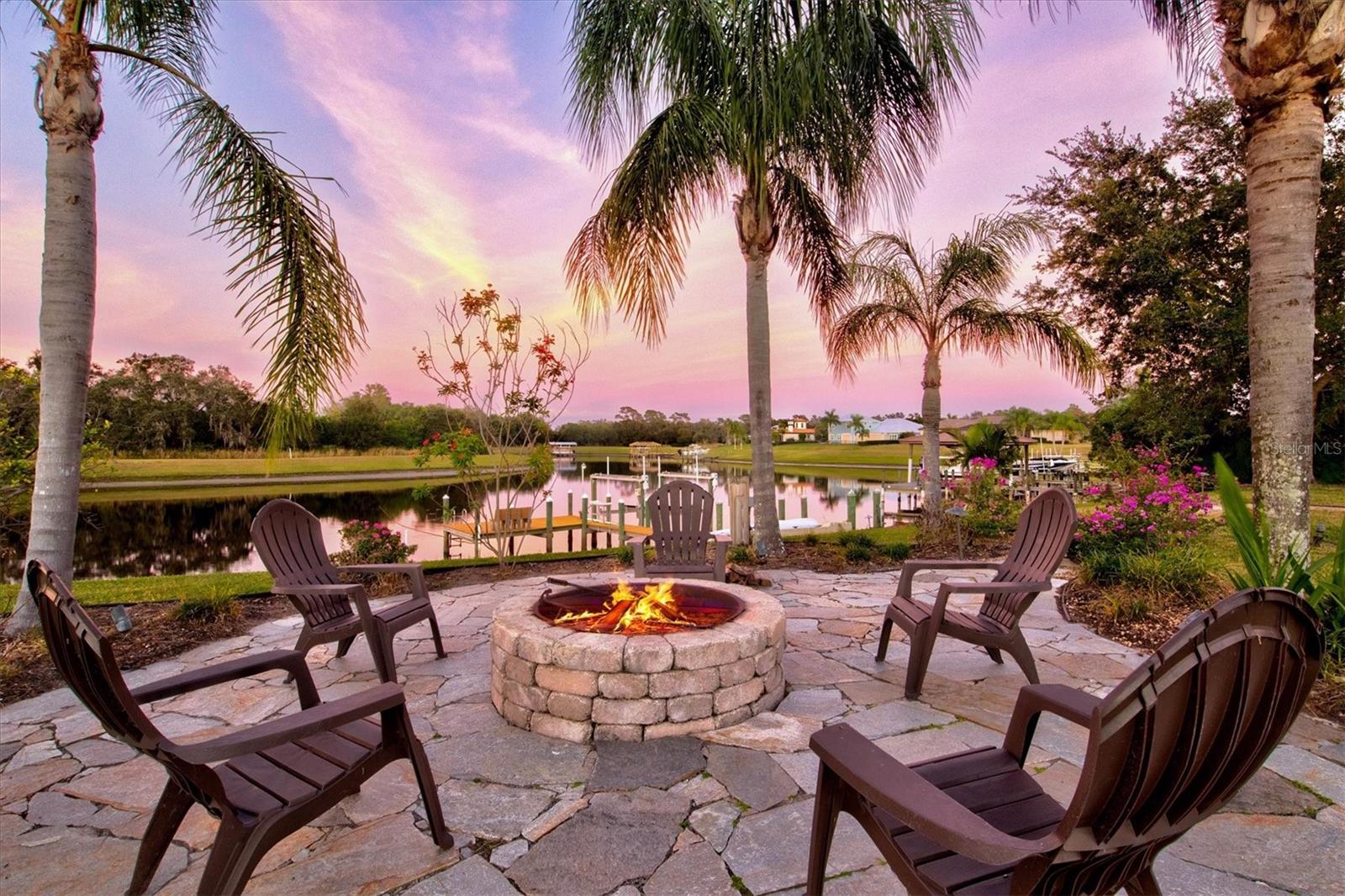 WINDING RIVER - Residential