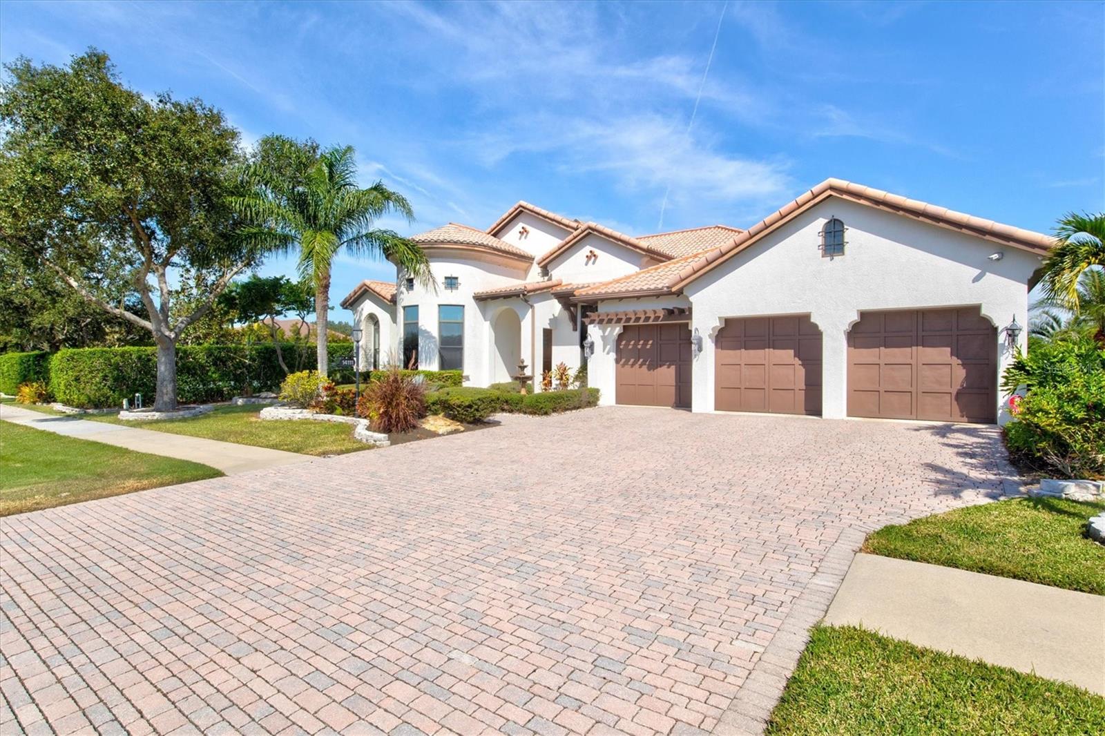 WINDING RIVER - Residential