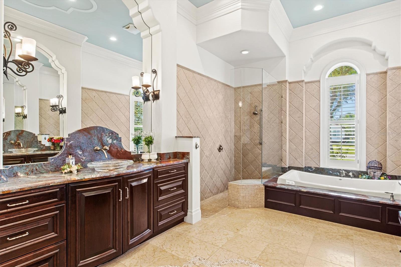 WINDING RIVER - Residential