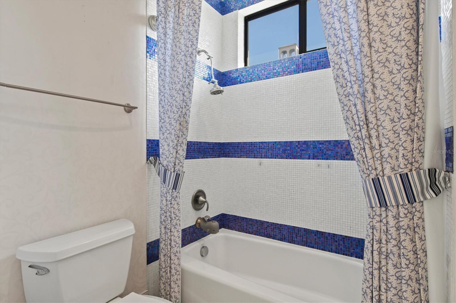 WINDING RIVER - Residential