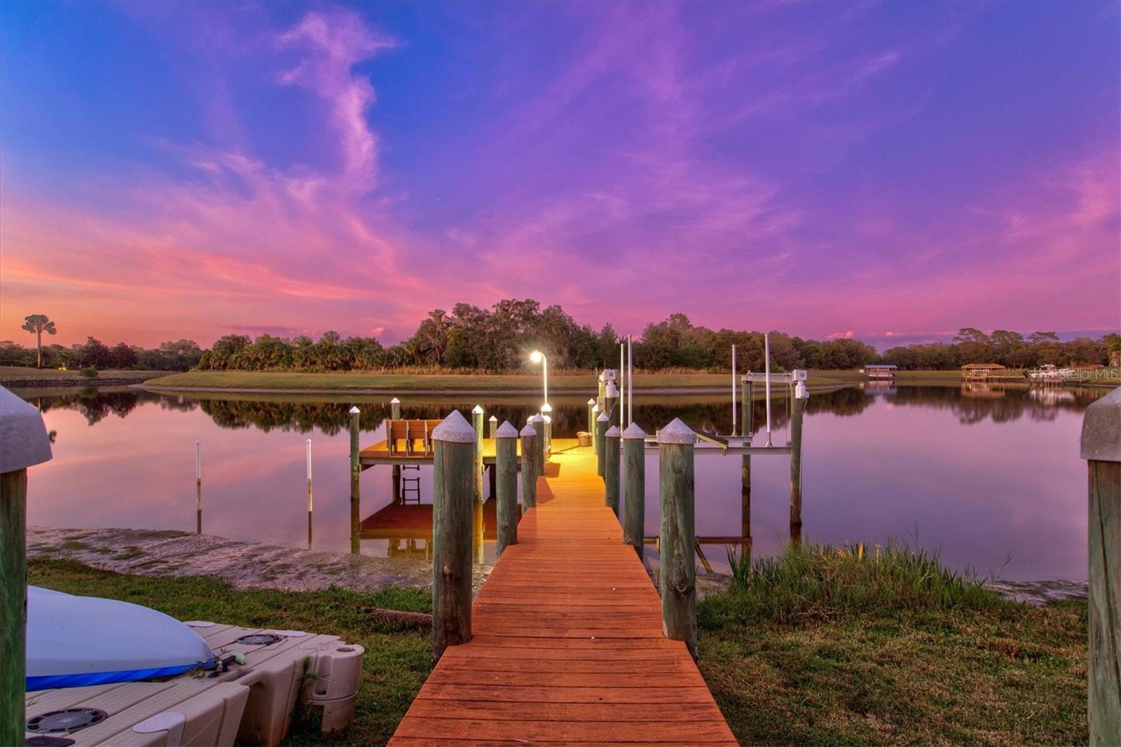 WINDING RIVER - Residential