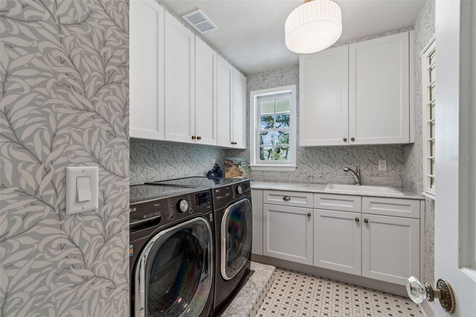 VILLA ROSA PARK - Residential