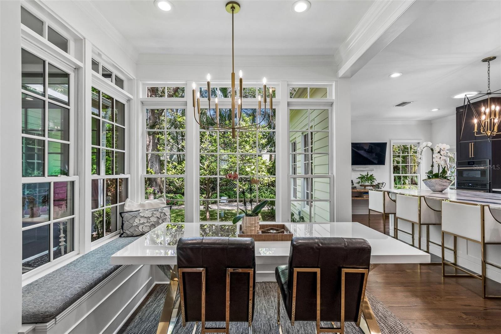 3011 W HAWTHORNE ROAD