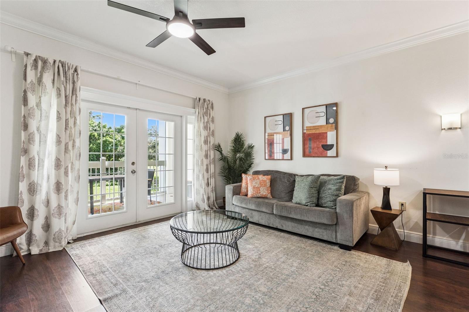 HERITAGE CROSSING CONDO PH 1 - Residential